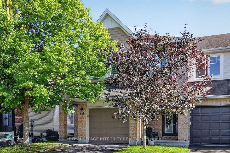 848 White Alder Avenue, Blossom Park - Airport and Area, ON K1T 0H1 – main photo