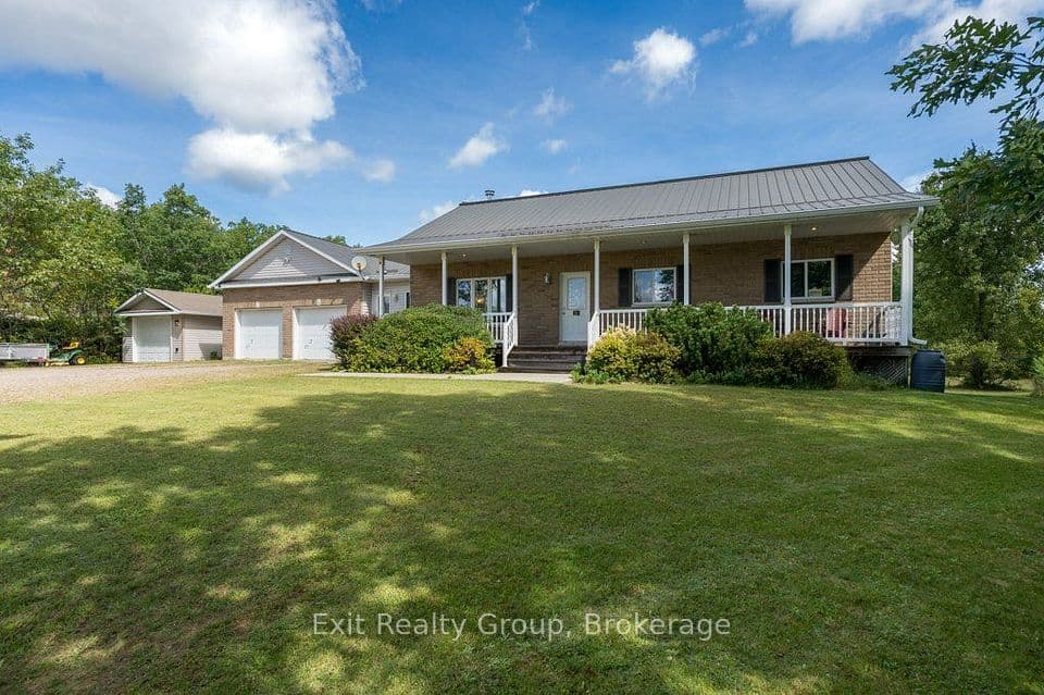 10435 Highway 41, Addington Highlands, ON K0H 1Z0 – main photo