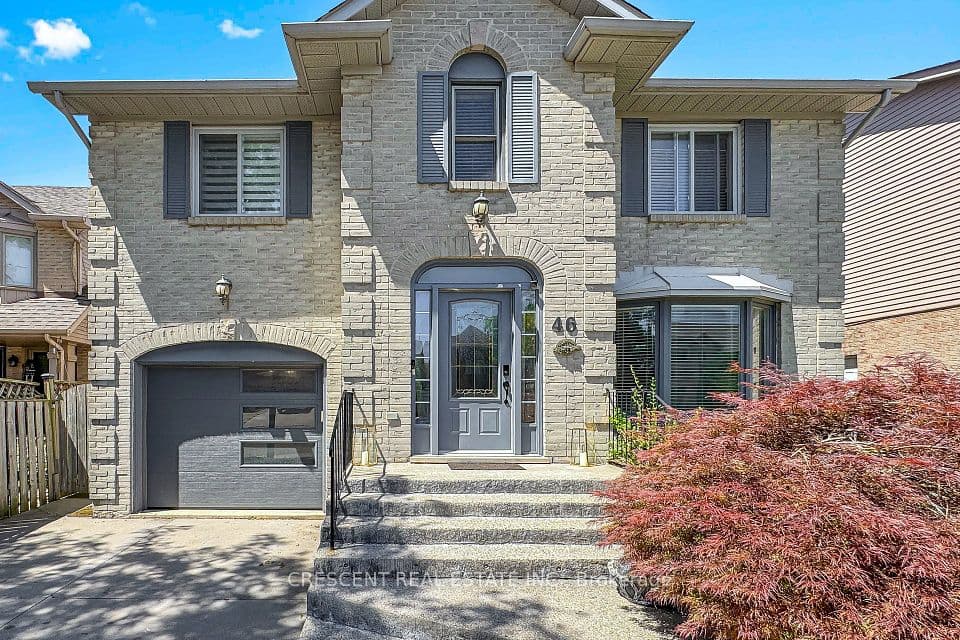 46 Pearson Drive, Hamilton, ON L8W 3H2 – main photo