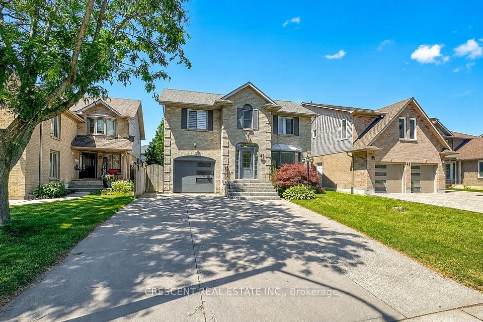 46 Pearson Drive, Hamilton, ON L8W 3H2 – photo 2