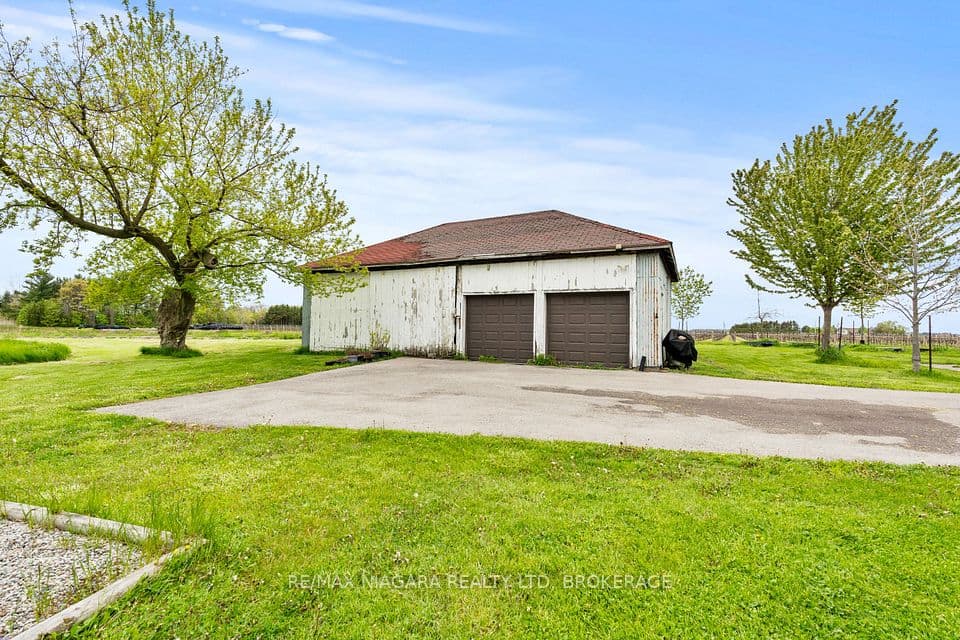 1068 Niagara Stone Road, Niagara-on-the-Lake, ON L0S 1J0 – photo 3
