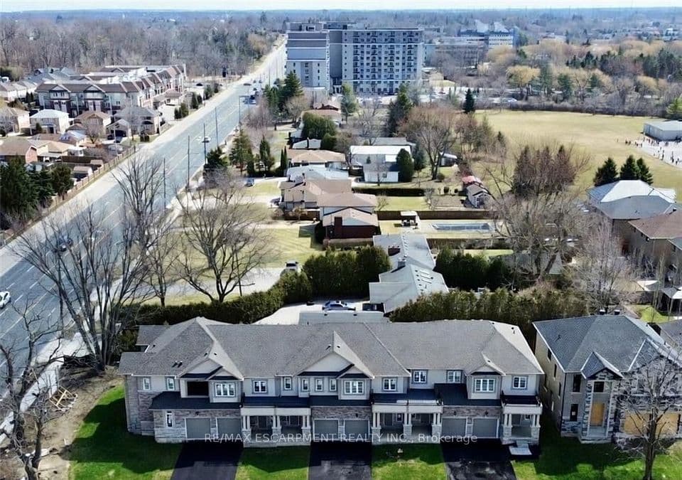 11 DAVINCI Boulevard, Hamilton, ON L9B 1B7 – photo 3