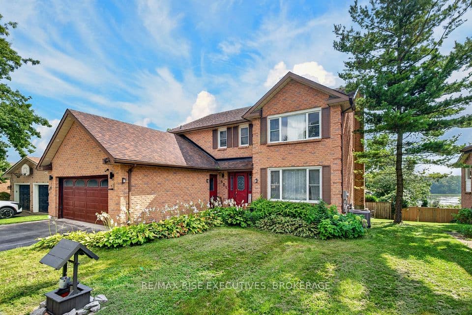 601 Forest Hill Drive, Kingston, ON K7M 7N6 – main photo