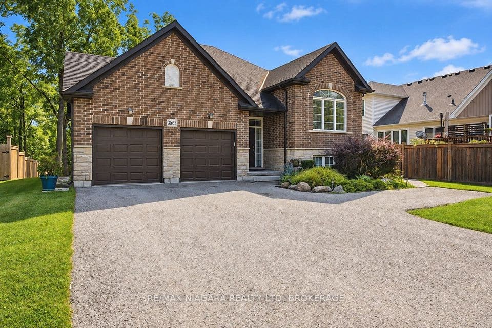 3563 Dominion Road, Fort Erie, ON L0S 1N0 – photo 2