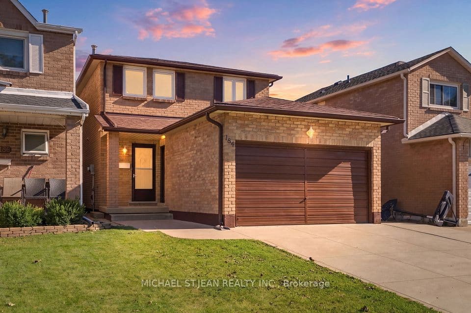 184 Macintosh Drive, Hamilton, ON L8E 4C1 – main photo