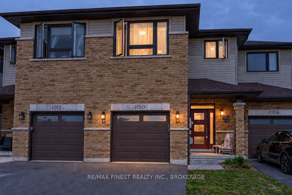 1010 Rosanna Avenue, Kingston, ON K7P 0N2 – main photo