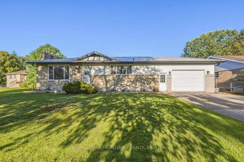 420 Maple Ridge Drive, Kingston, ON K7M 5P3 – photo 2