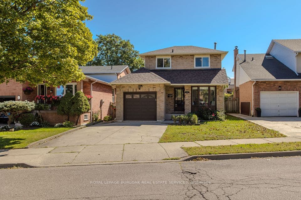 14 Ellington Avenue, Hamilton, ON L8E 4E9 – main photo