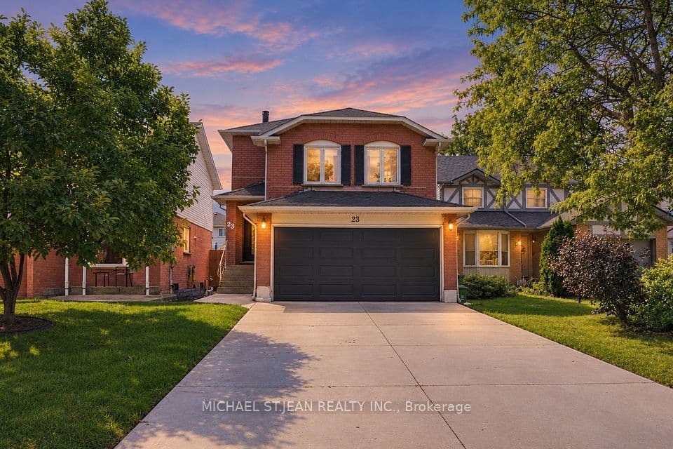 23 Desantis Court, Hamilton, ON L8W 3A9 – main photo