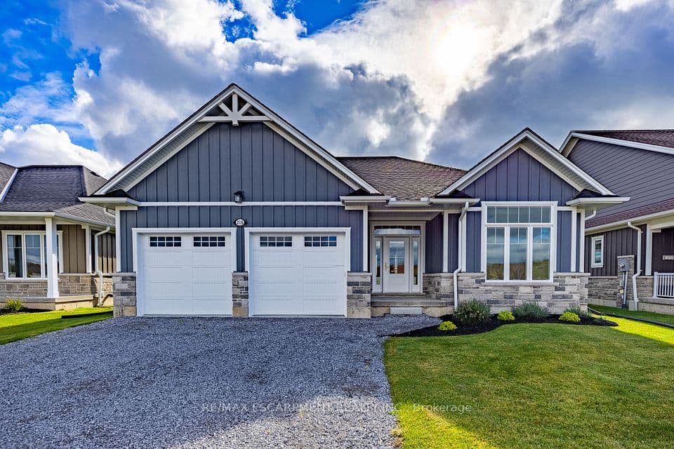 218 Schooner Drive, Norfolk, ON N0A 1N3 – main photo