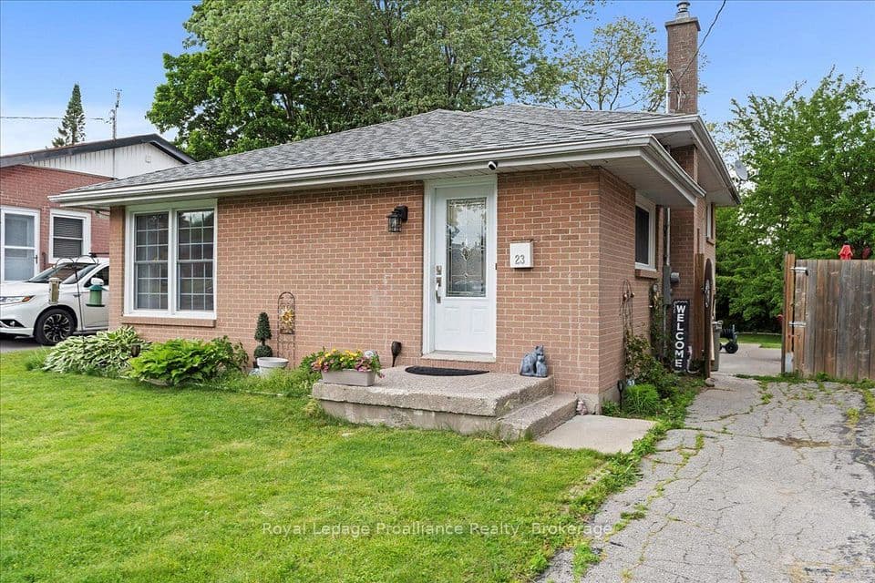 23 Alfred Drive, Belleville, ON K8N 4M6 – main photo