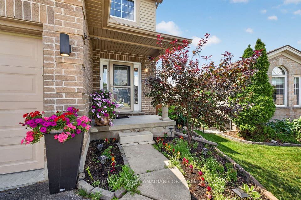 1213 Smither Road, London North, ON N6G 0C2 – photo 3