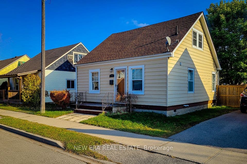54 Eighth Avenue, Brantford, ON N3S 1C3 – photo 2