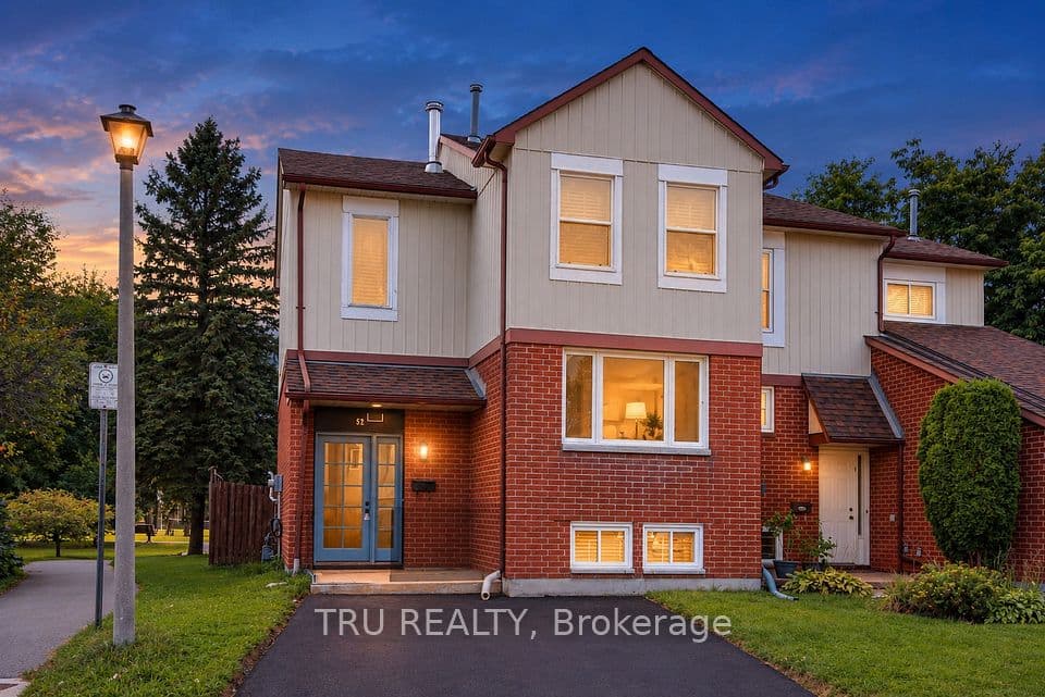 52 Greenboro Crescent, Hunt Club - South Keys and Area, ON K1T 1W5 – main photo