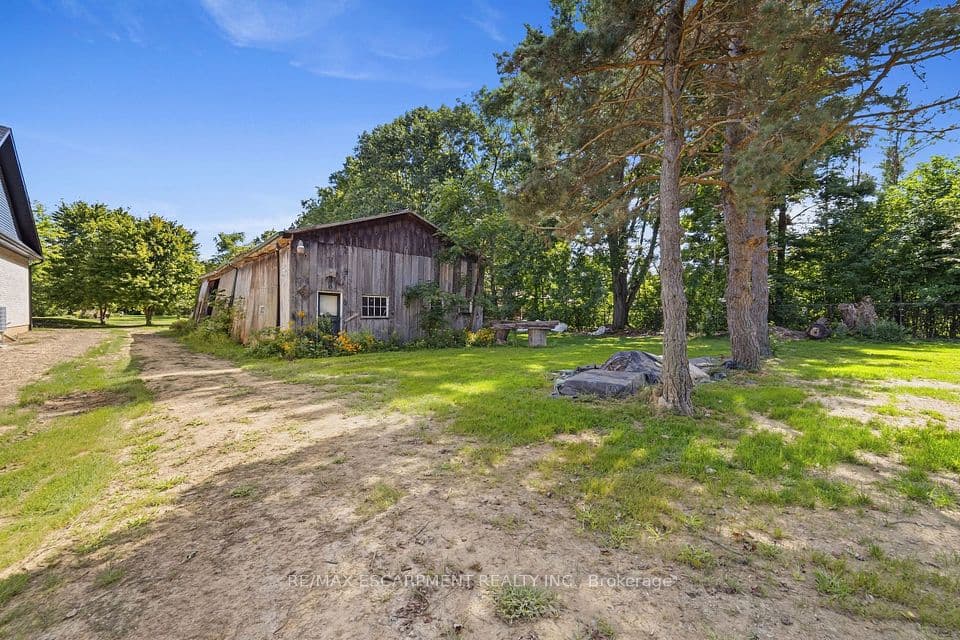 205 Sunnyridge Road, Hamilton, ON L0R 1R0 – photo 2