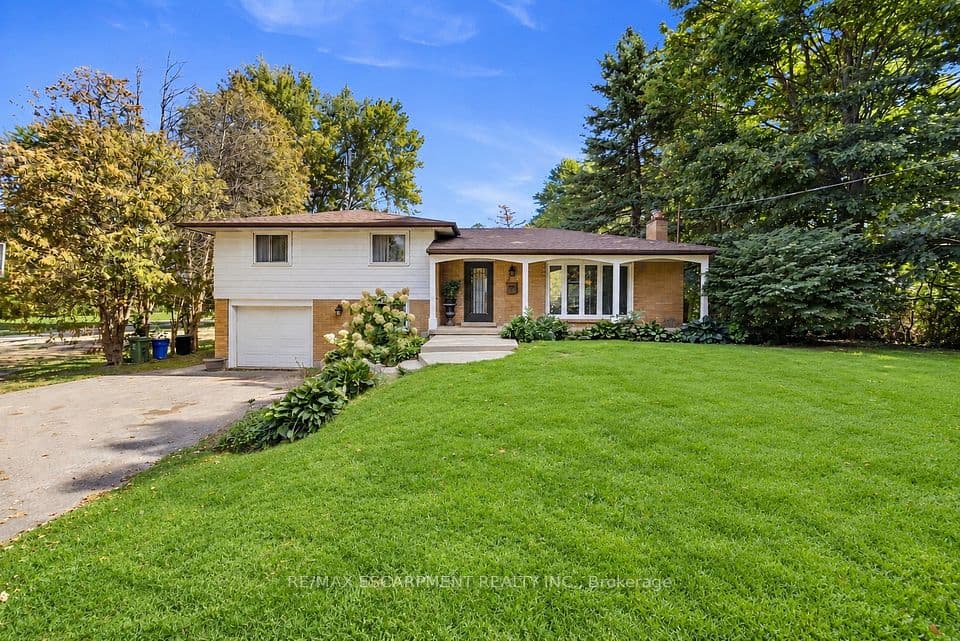 205 Sunnyridge Road, Hamilton, ON L0R 1R0 – main photo
