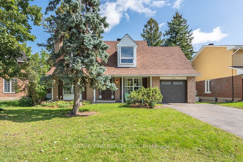 1323 Fernwood Drive, Hunt Club - South Keys and Area, ON K1V 7J8 – photo 2