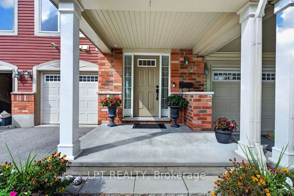 166 Sunshine Crescent, Orleans - Cumberland and Area, ON K4A 0V3 – photo 3