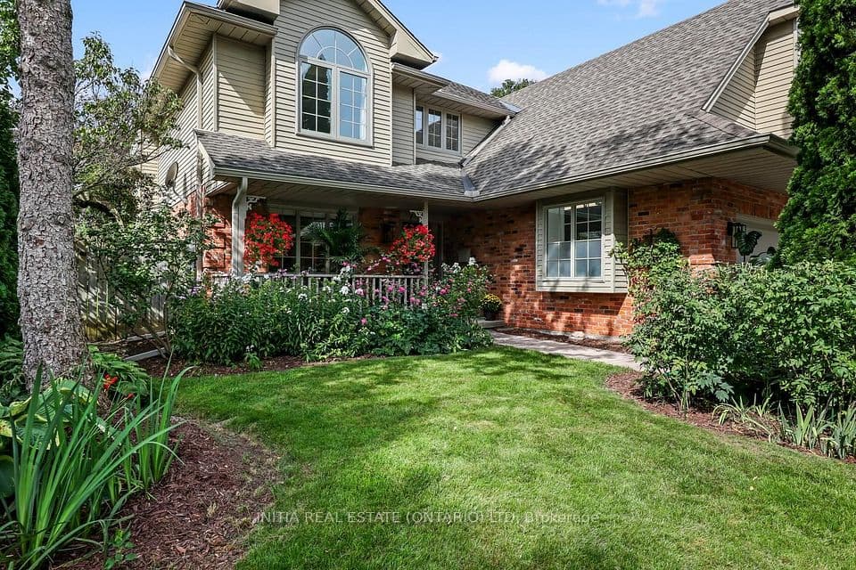 82 Masonville Crescent, London North, ON N5X 3T2 – main photo