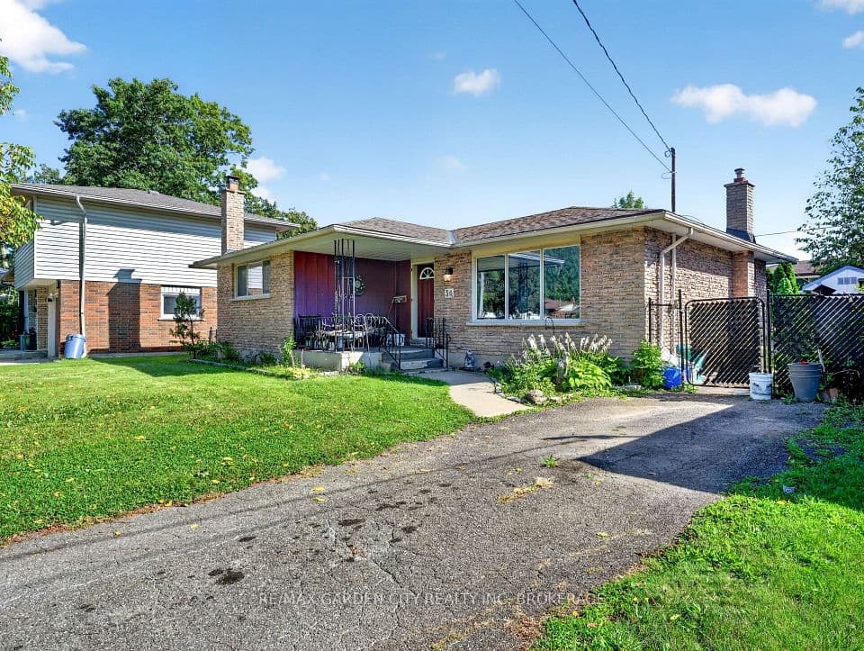 56 Burness Drive, St. Catharines, ON L2P 1J5 – main photo