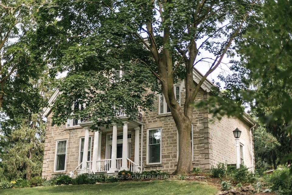 127 Jacob Street, Cambridge, ON N3H 2T7 – main photo