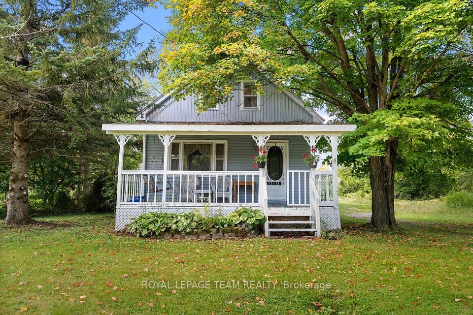3779 Burnstown Road, Renfrew, ON K7V 3Z4 – main photo