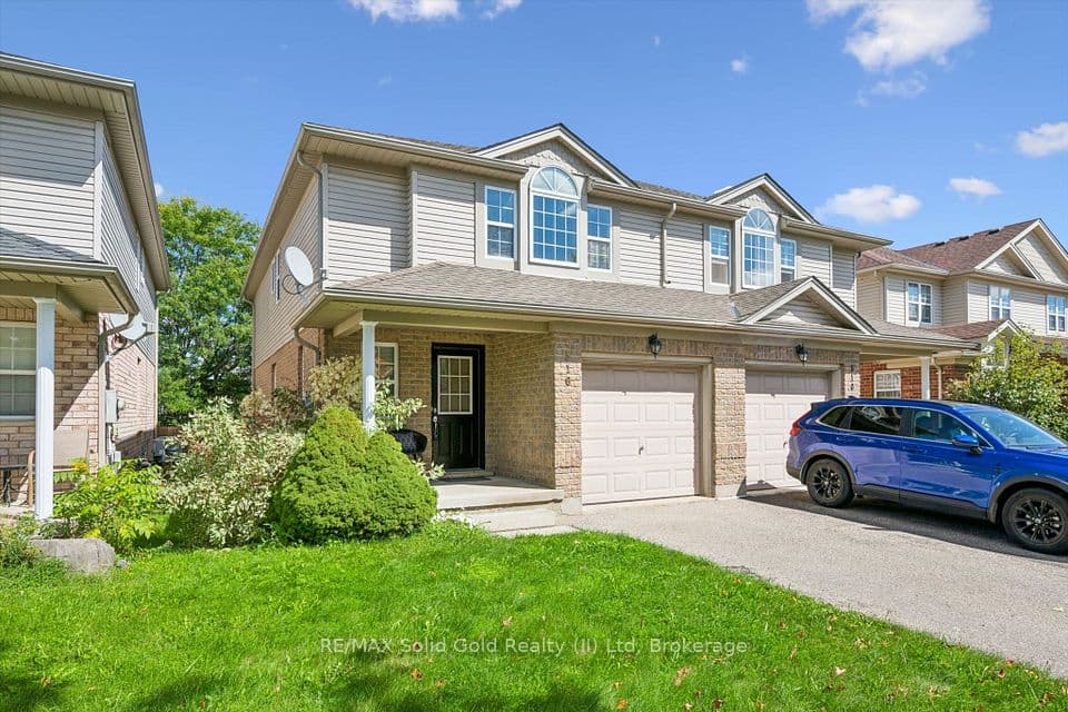516 Dansbury Drive, Waterloo, ON N2K 4K8 – photo 2