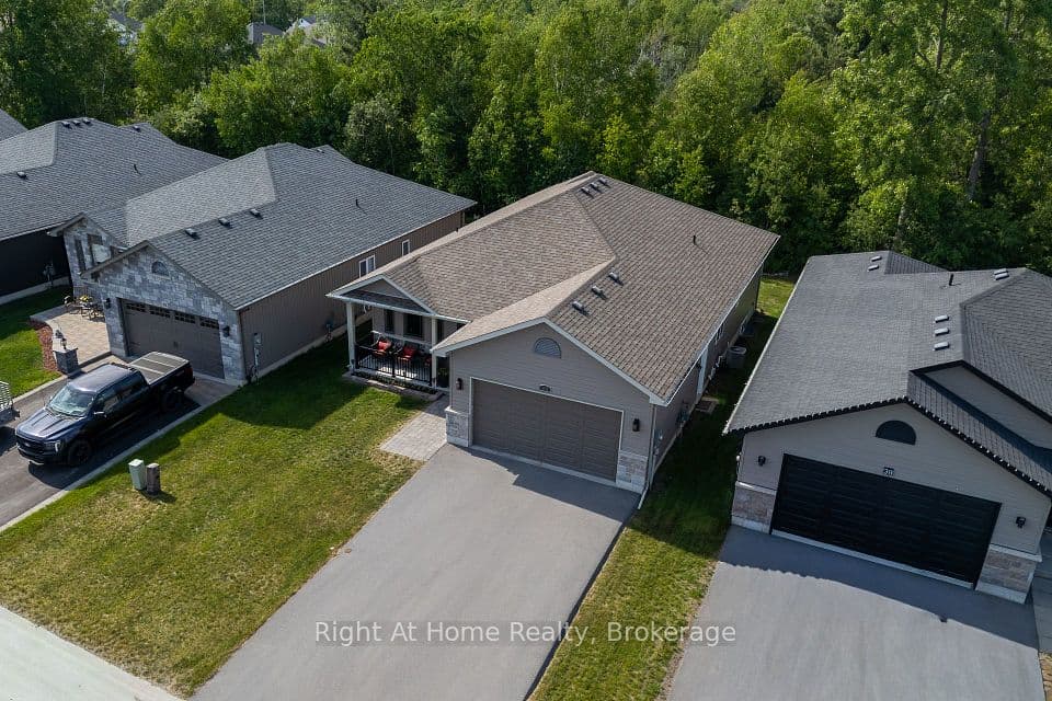 40 Birchmount Street, Quinte West, ON K8V 0C6 – photo 2