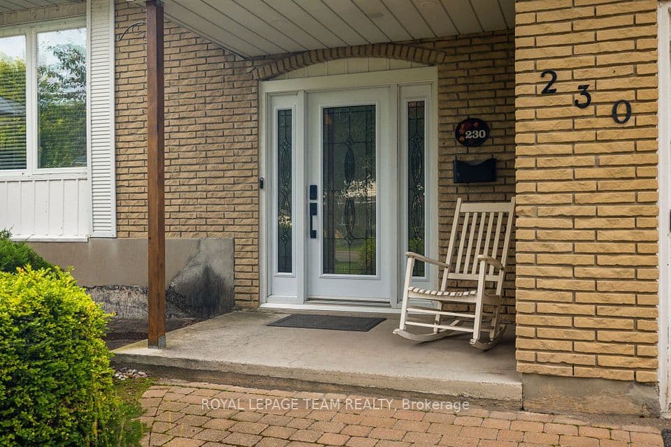 230 Lincoln Heights Road, Britannia - Lincoln Heights and Area, ON K2B 8A8 – photo 3