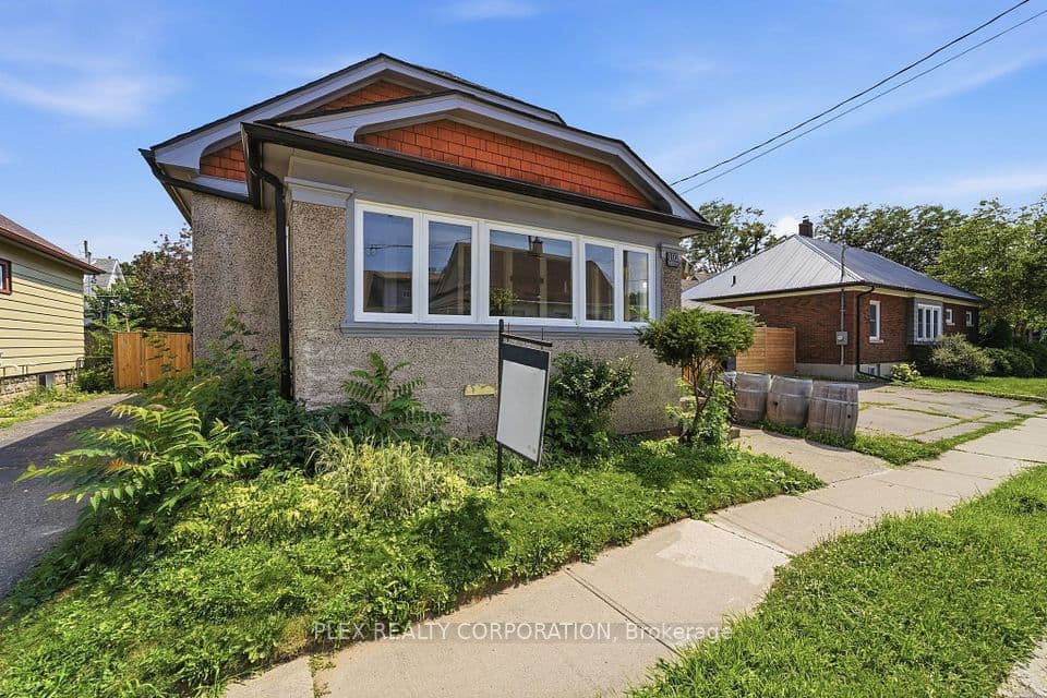 102 Beech Street, St. Catharines, ON L2R 2B9 – photo 2