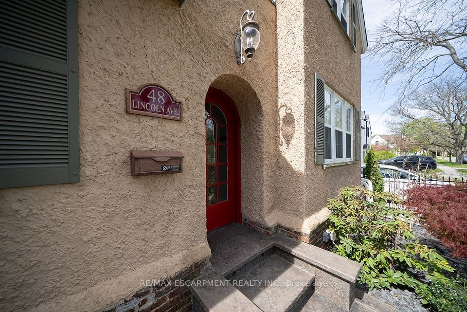 48 Lincoln Avenue, Brantford, ON N3T 4S7 – photo 3