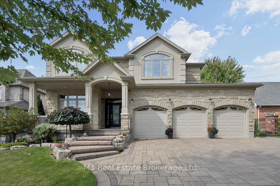 54 Dolman Street, Woolwich, ON N0B 1M0 – main photo