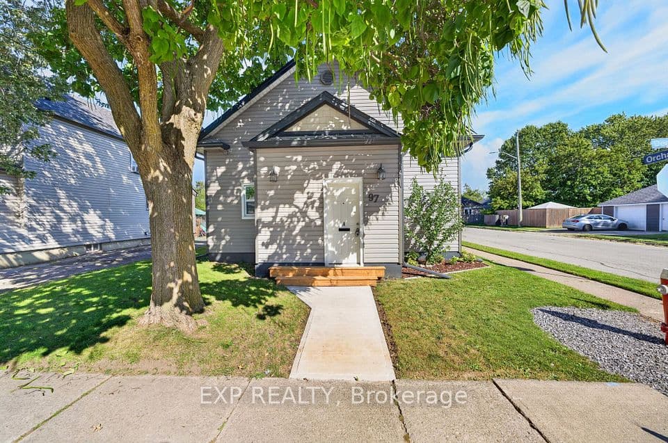 97 Deere Street, Welland, ON L3B 2L7 – photo 3