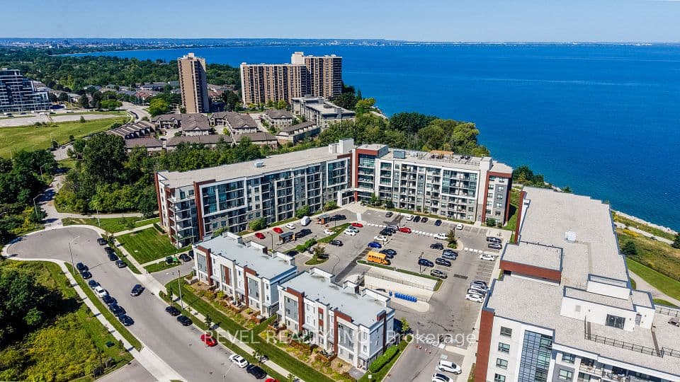 125 Shoreview Place 235, Hamilton, ON L8E 0K3 – main photo