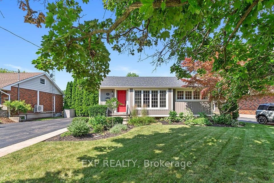 38 Albany Drive, St. Catharines, ON L2N 3T5 – main photo