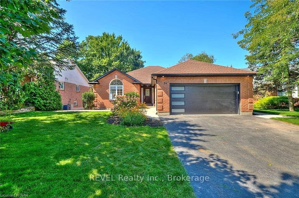 26 Oakridge Boulevard, Pelham, ON L0S 1E5 – main photo