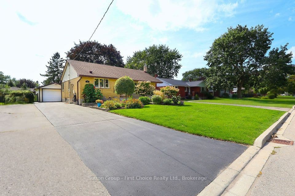 59 Easson Street, Stratford, ON N5A 1N1 – photo 2