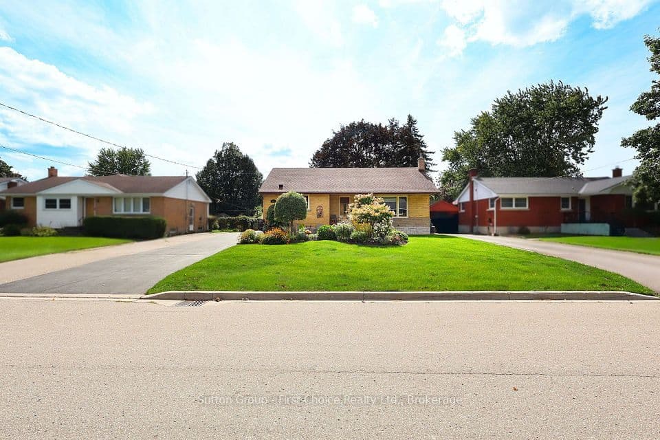 59 Easson Street, Stratford, ON N5A 1N1 – main photo