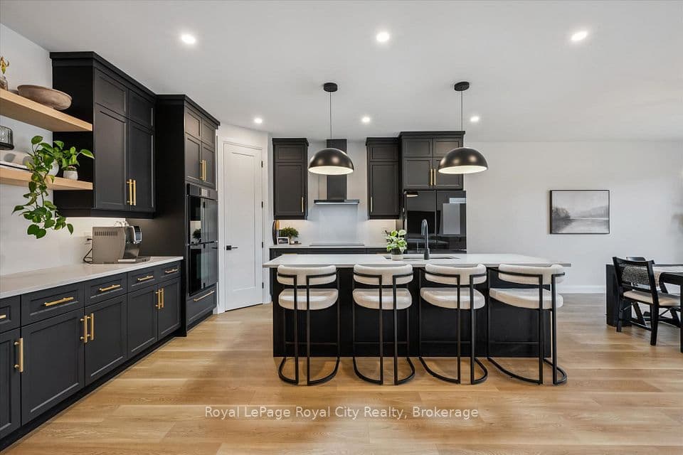 203 Schmidt Drive, Wellington North, ON N0G 1A0 – main photo