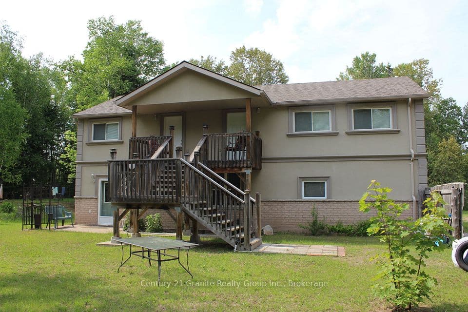 15661 Highway 35 Highway, Algonquin Highlands, ON K0M 1J2 – photo 2