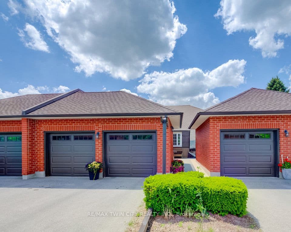 10 ISHERWOOD Avenue 18, Cambridge, ON N1R 8L5 – main photo