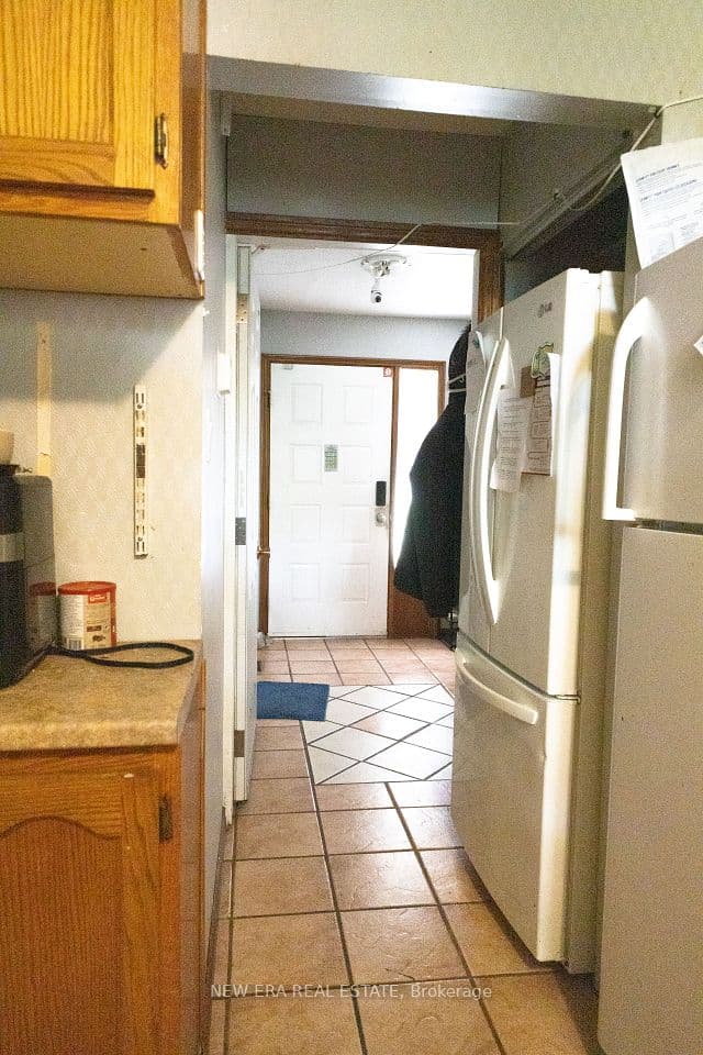 58 Amherst Drive, Kitchener, ON N2P 1C9 – main photo