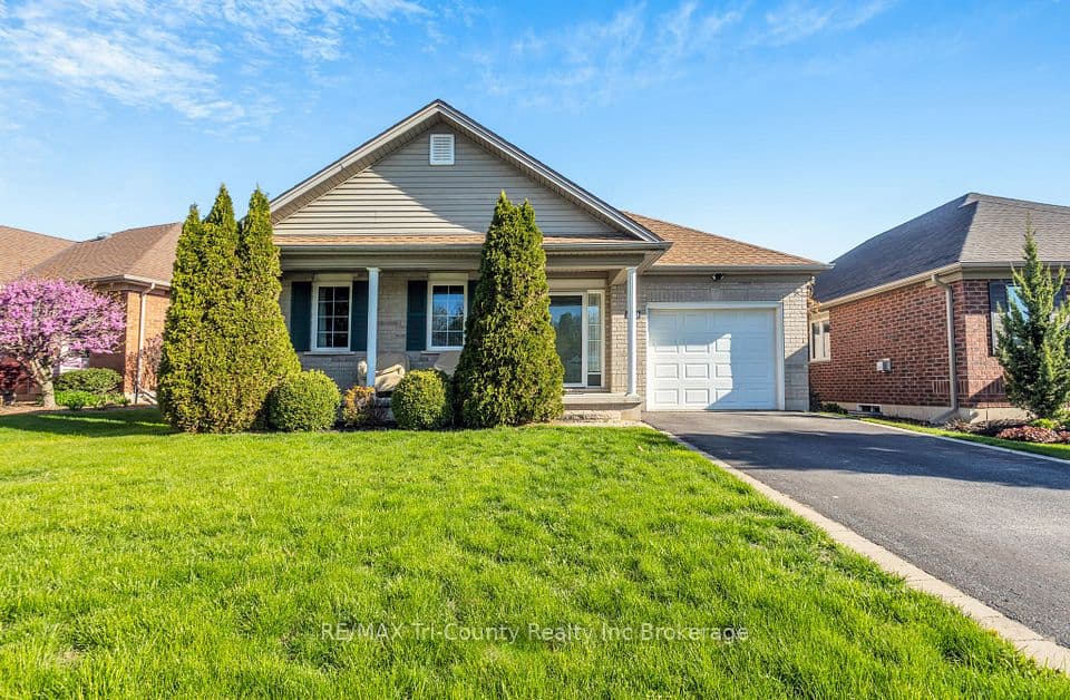 210 Baldwin Street, Tillsonburg, ON N4G 5W3 – photo 2