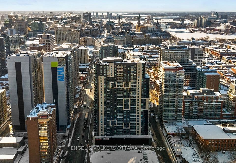 180 George Street 1802, Lower Town - Sandy Hill, ON K1N 0G8 – main photo
