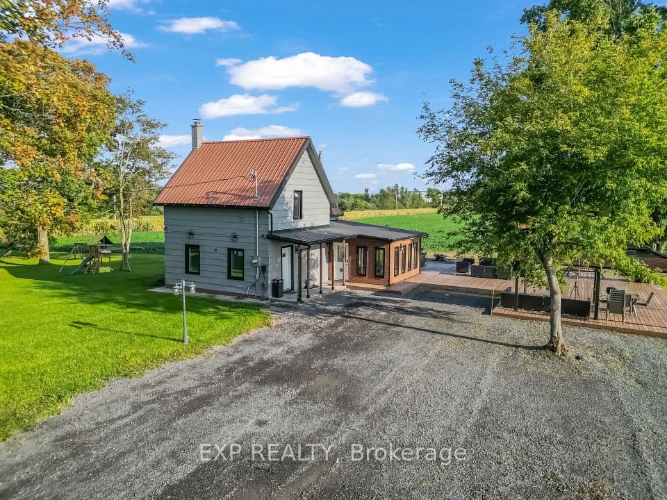 6210 Corduroy Road W, Orleans - Cumberland and Area, ON K0A 3H0 – photo 2