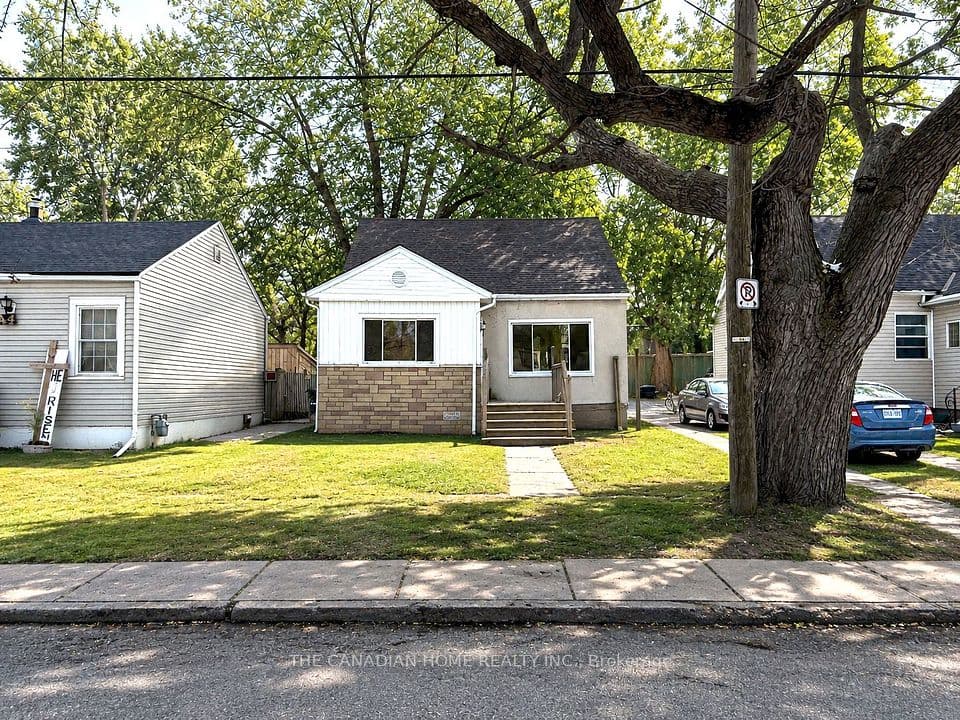42 Union Street, St. Catharines, ON L2S 2R2 – main photo