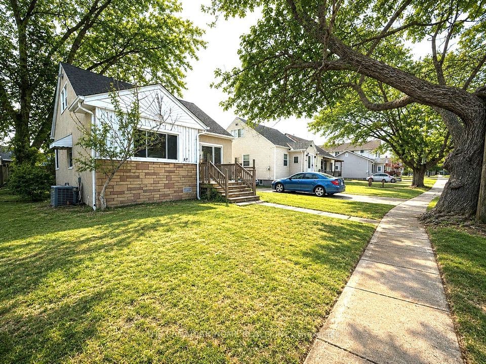 42 Union Street, St. Catharines, ON L2S 2R2 – photo 2