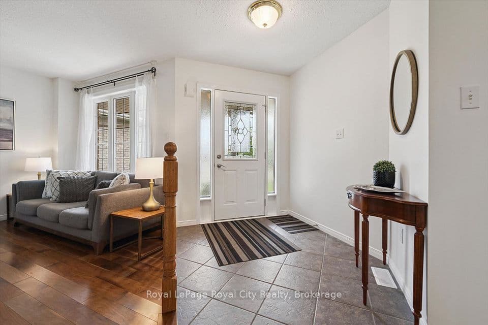 3 Munroe Crescent, Guelph, ON N1G 5E6 – photo 3