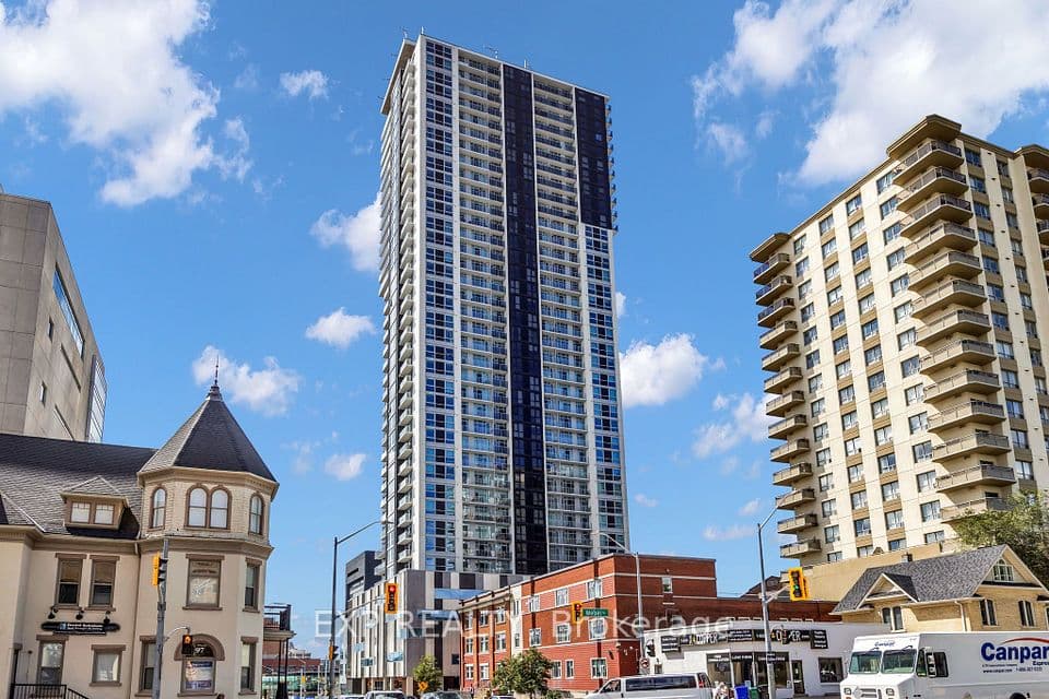 60 Frederick Street 304, Kitchener, ON N2H 0C7 – main photo