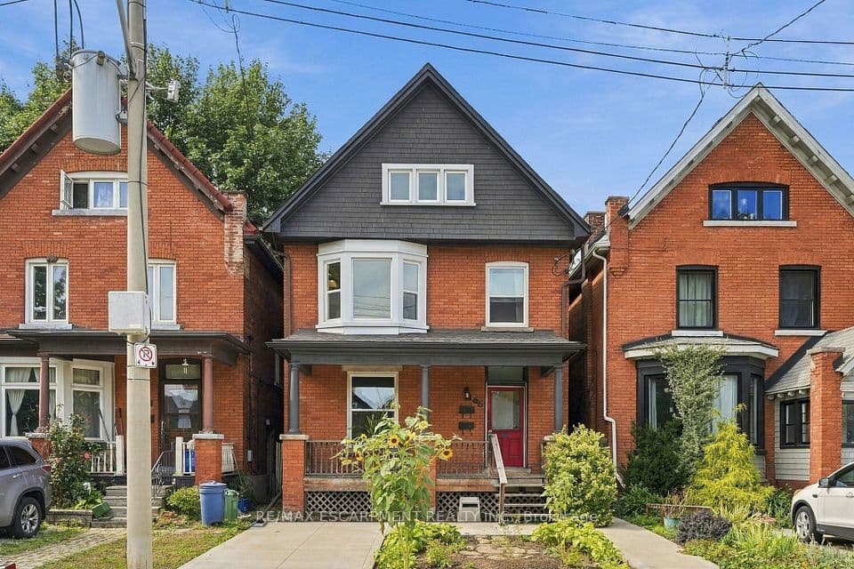 166 Emerald Street S, Hamilton, ON L8N 2V7 – main photo